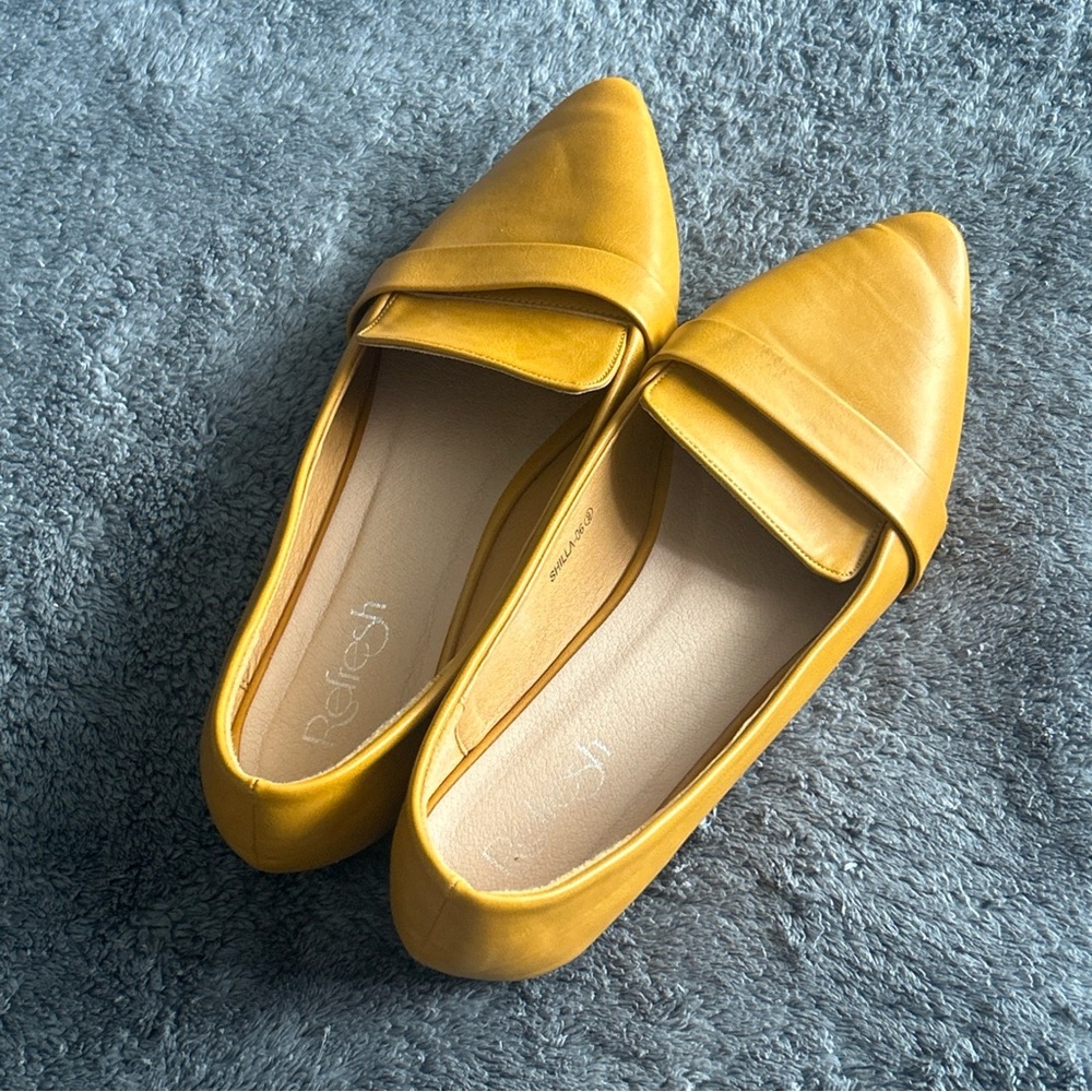 Refresh Yellow Flats with Origami Detail